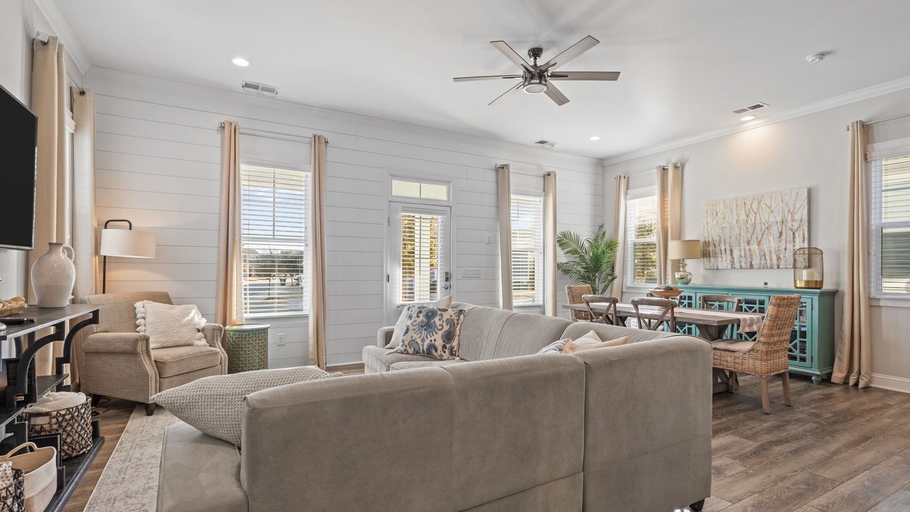 Photo of Livingroom in Morehead City
