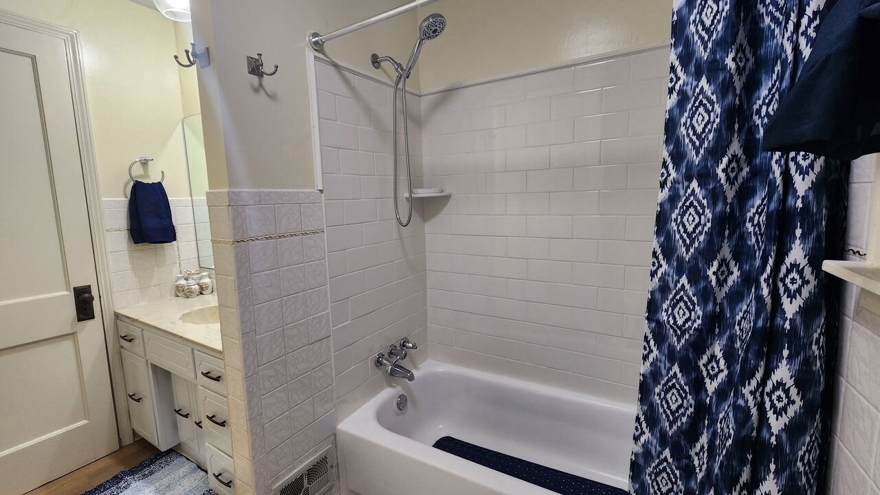Photo of Bathroom in Shepherdsville