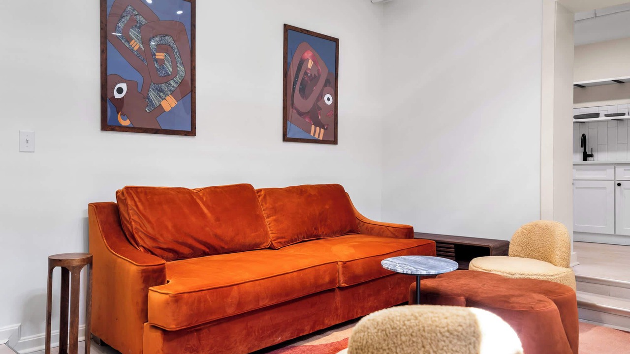 Photo of Livingroom in East Market District