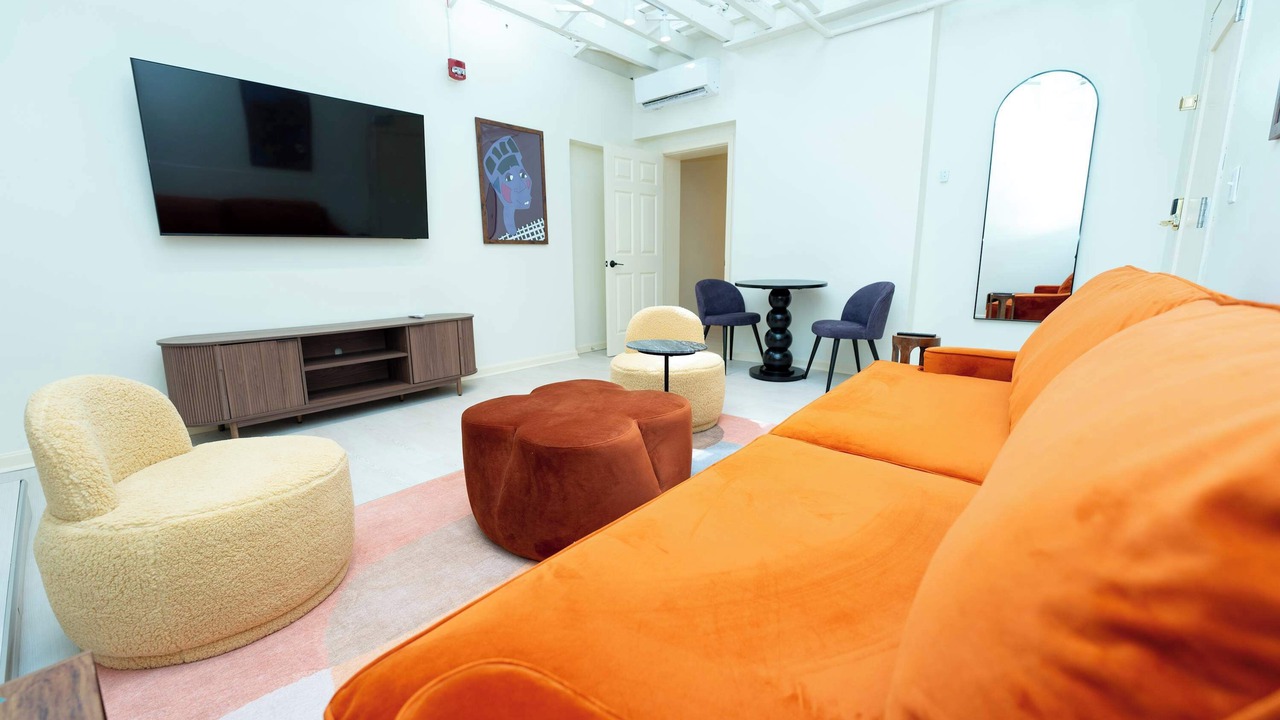 Photo of Livingroom in East Market District