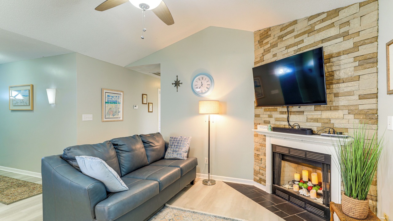 Photo of Livingroom in Hubert