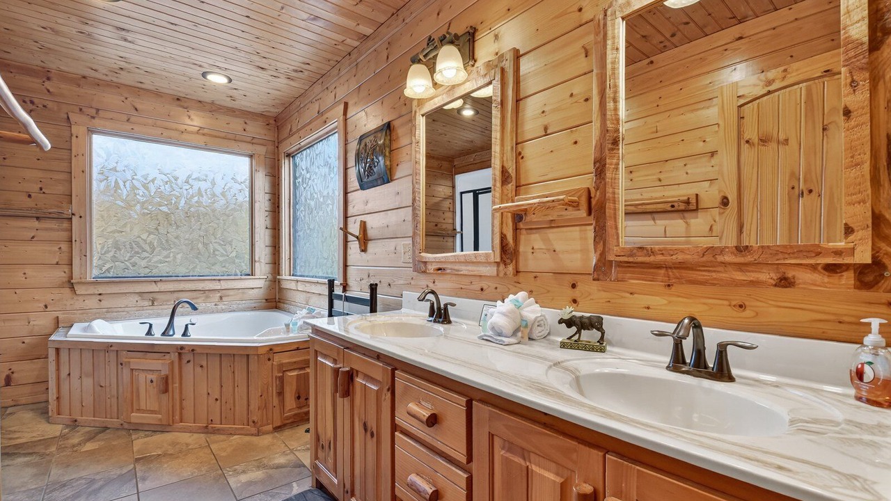 Photo of Bathroom in Copperhill