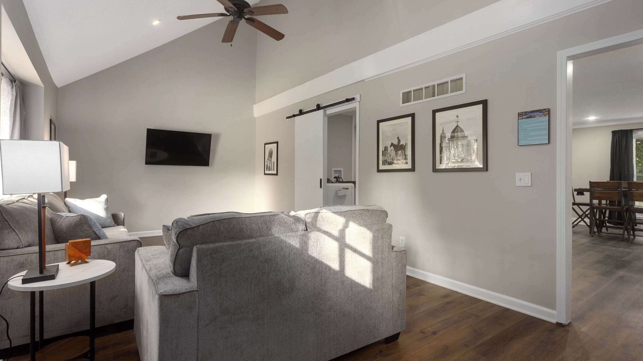 Photo of Livingroom in Olathe