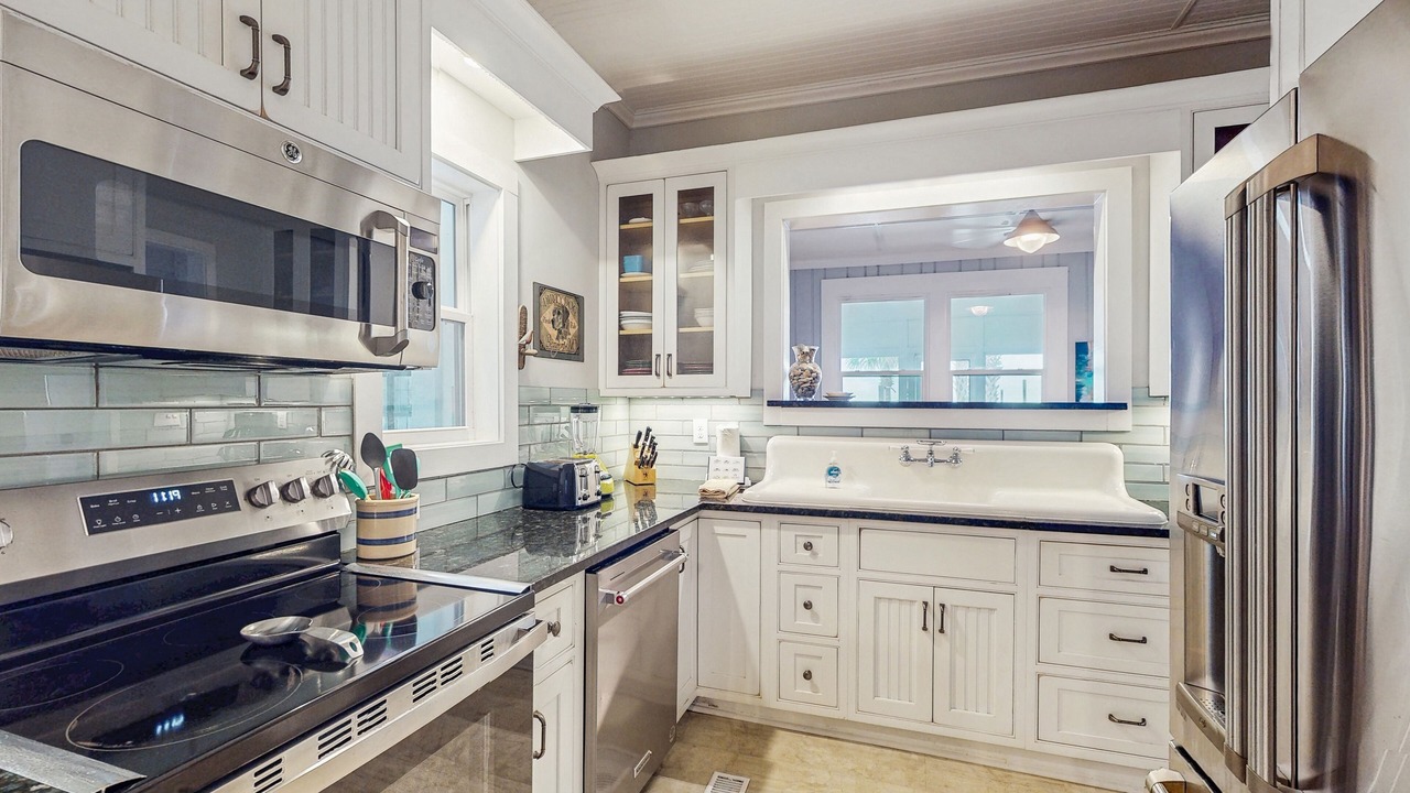 Photo of Kitchen in Atlantic Beach