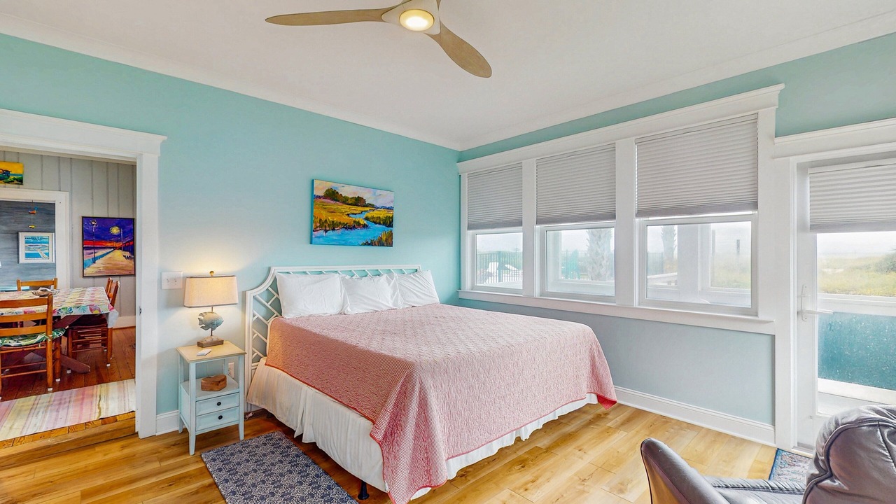 Photo of Bedroom in Atlantic Beach