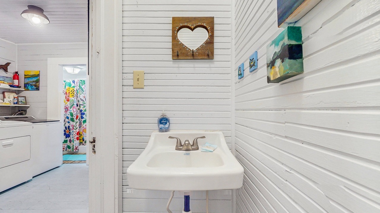 Photo of Bathroom in Atlantic Beach