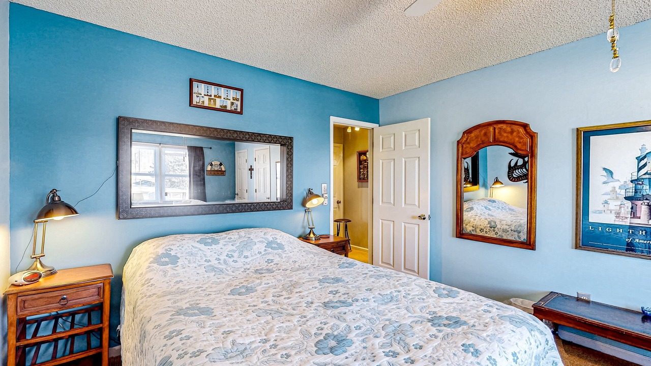 Photo of Bedroom in Atlantic Beach