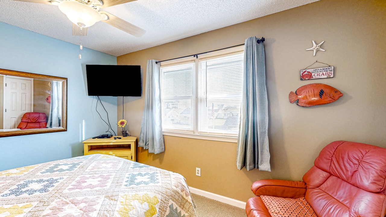 Photo of Bedroom in Atlantic Beach