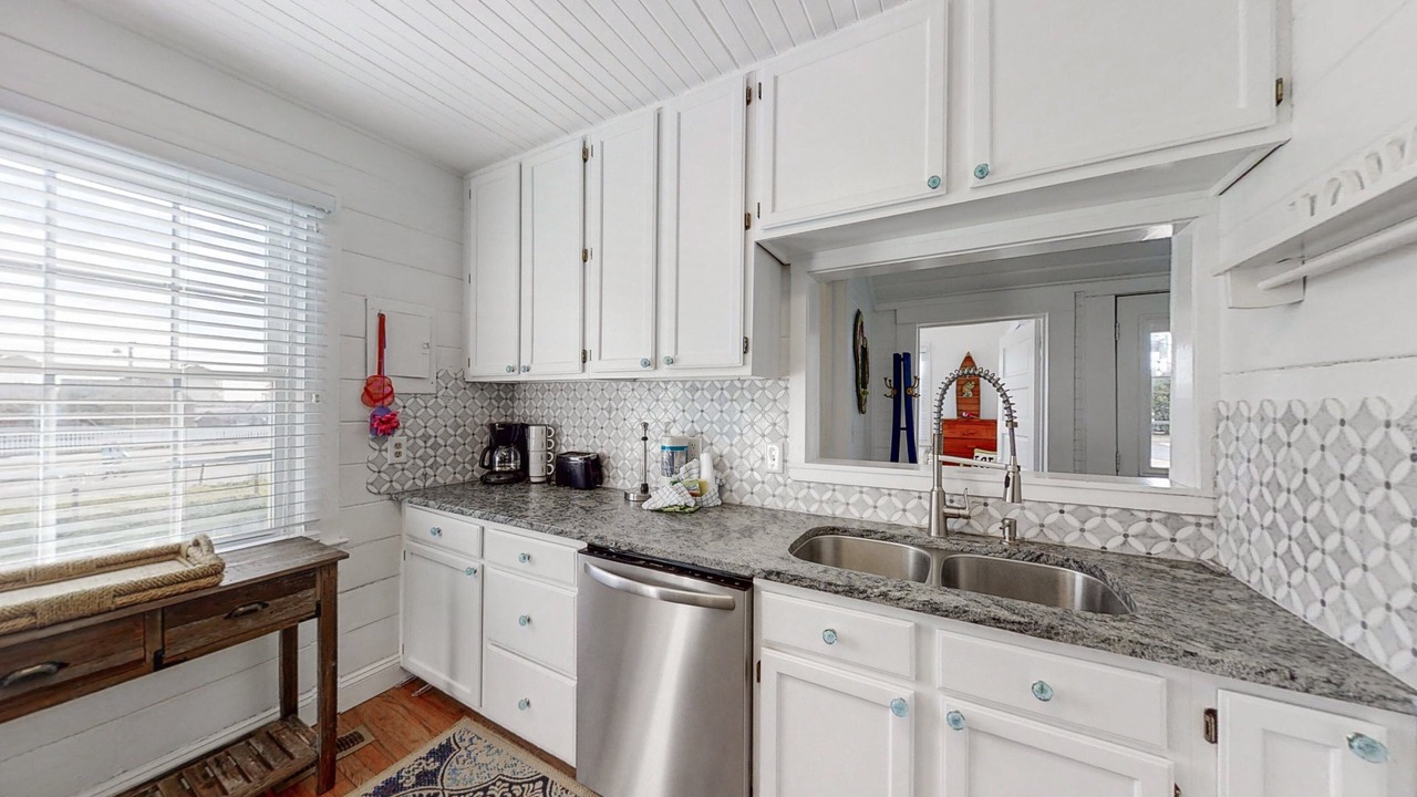 Photo of Kitchen in Atlantic Beach
