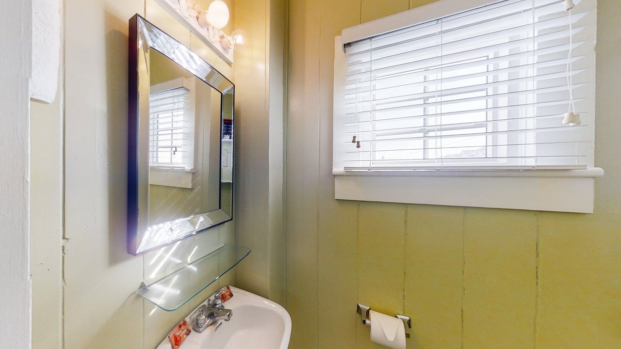 Photo of Bathroom in Atlantic Beach