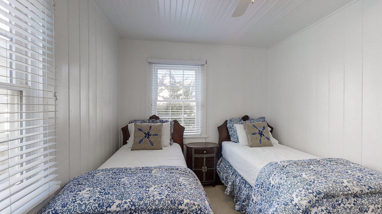 Photo of Bedroom in Atlantic Beach