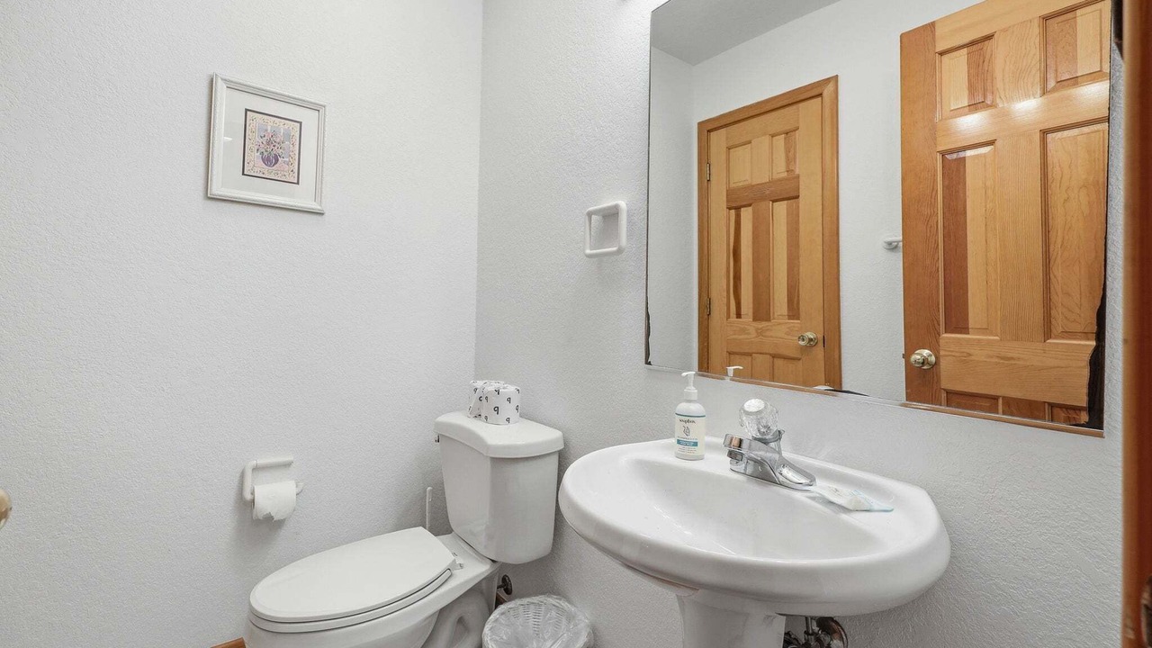 Photo of Bathroom in Brigands' Bay