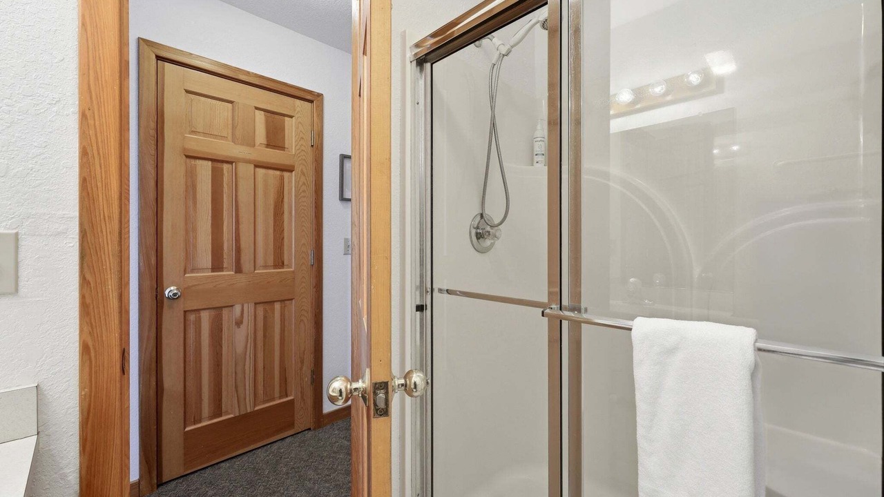 Photo of Bathroom in Brigands' Bay