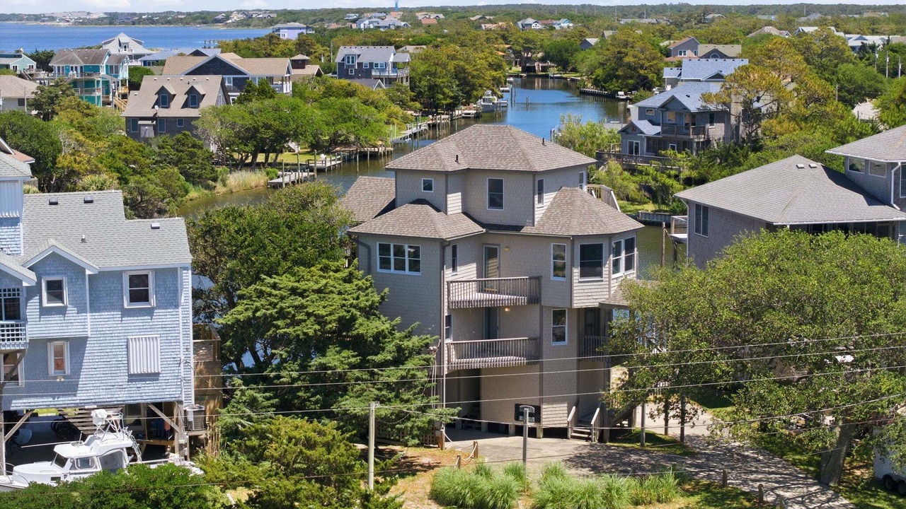 Photo of Outdoor in Brigands' Bay