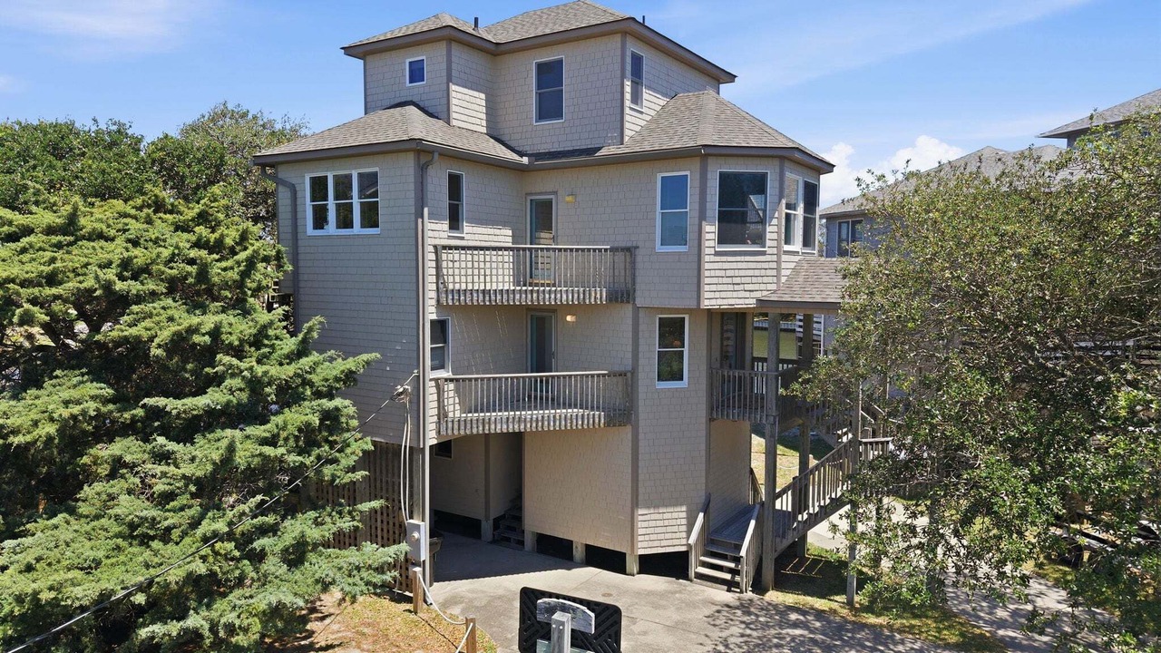 Photo of Outdoor in Brigands' Bay