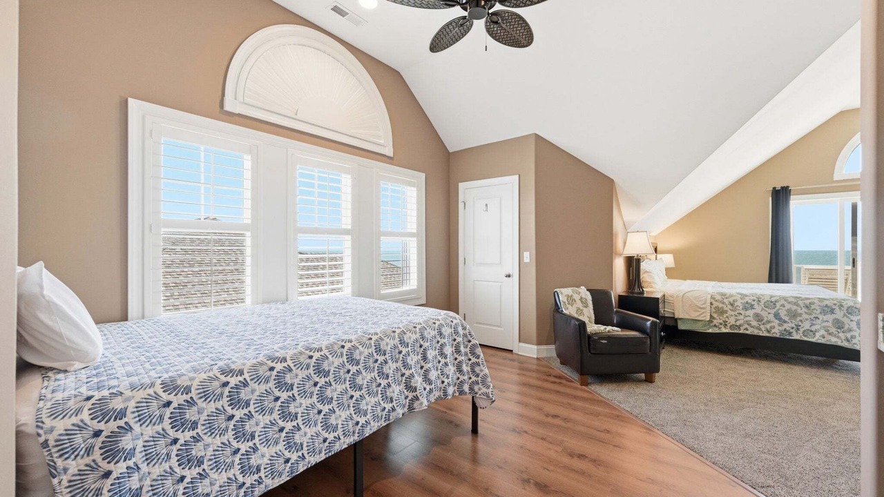 Photo of Bedroom in North Topsail Beach