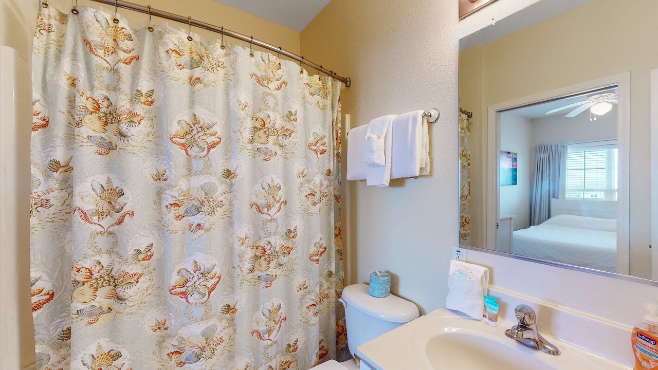 Photo of Bathroom in Hatteras