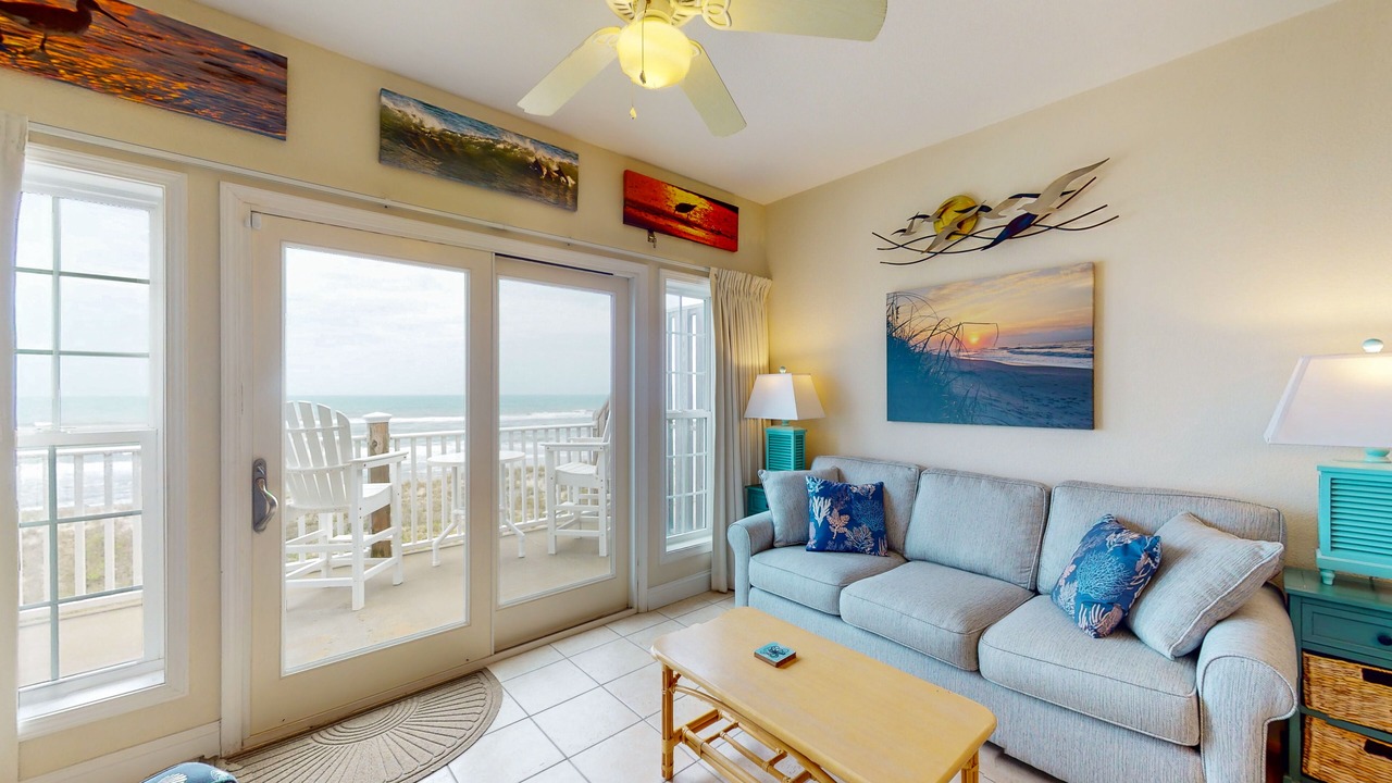 Photo of Livingroom in Hatteras