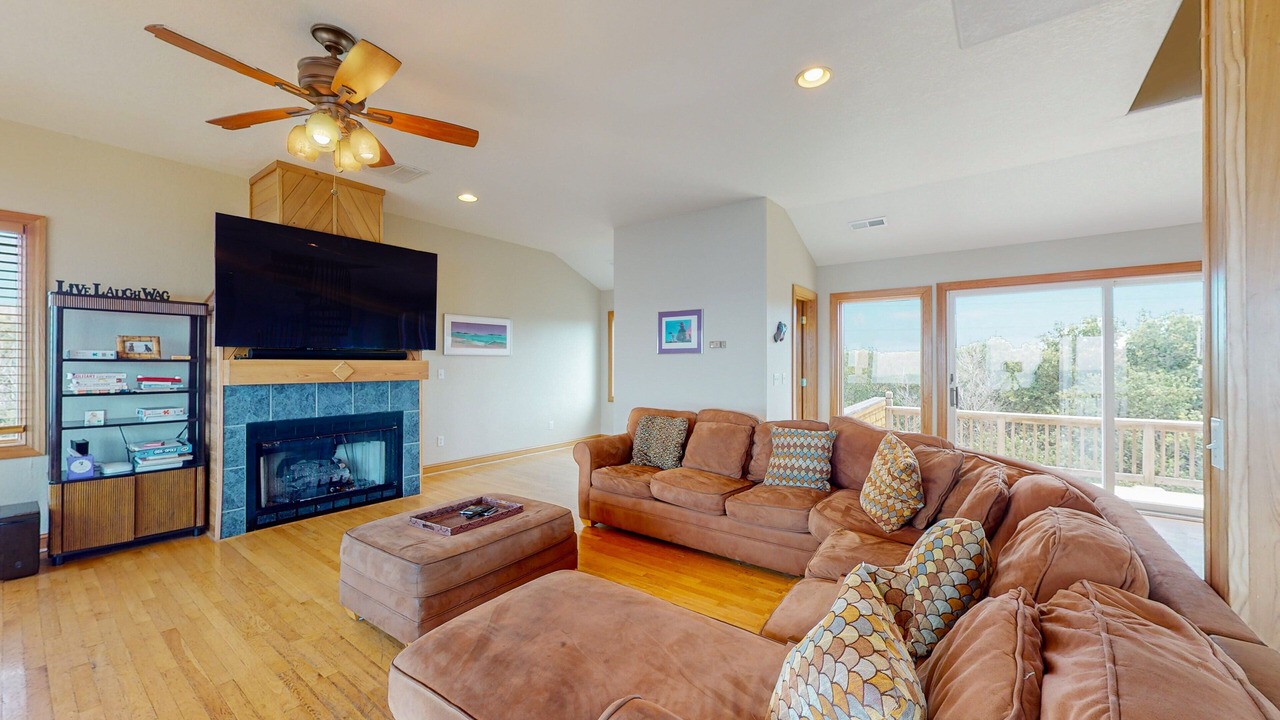 Photo of Livingroom in Sunset Village