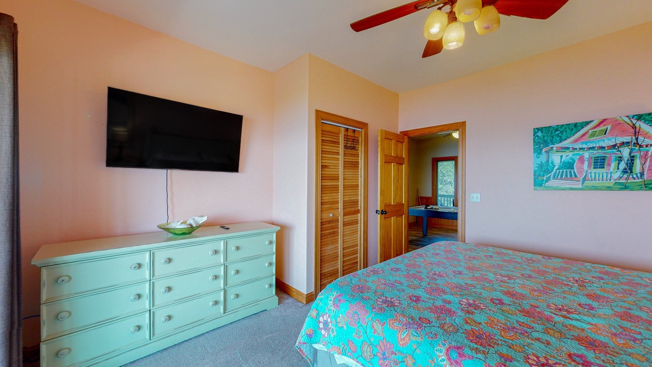 Photo of Bedroom in Sunset Village