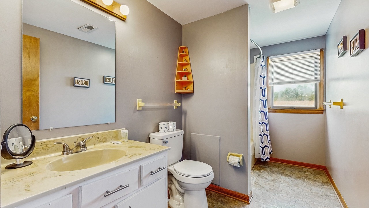 Photo of Bathroom in Brigands' Bay