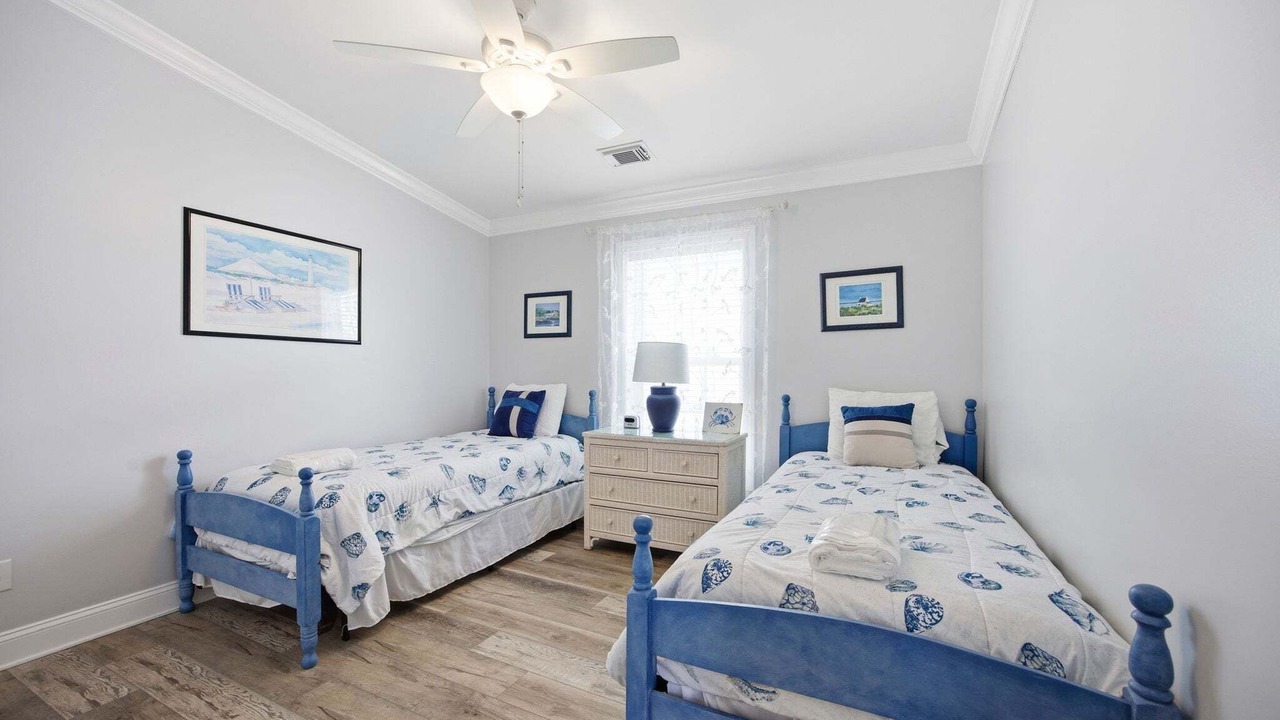 Photo of Bedroom in Atlantic Beach