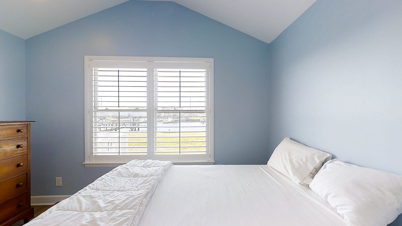 Photo of Bedroom in Atlantic Beach