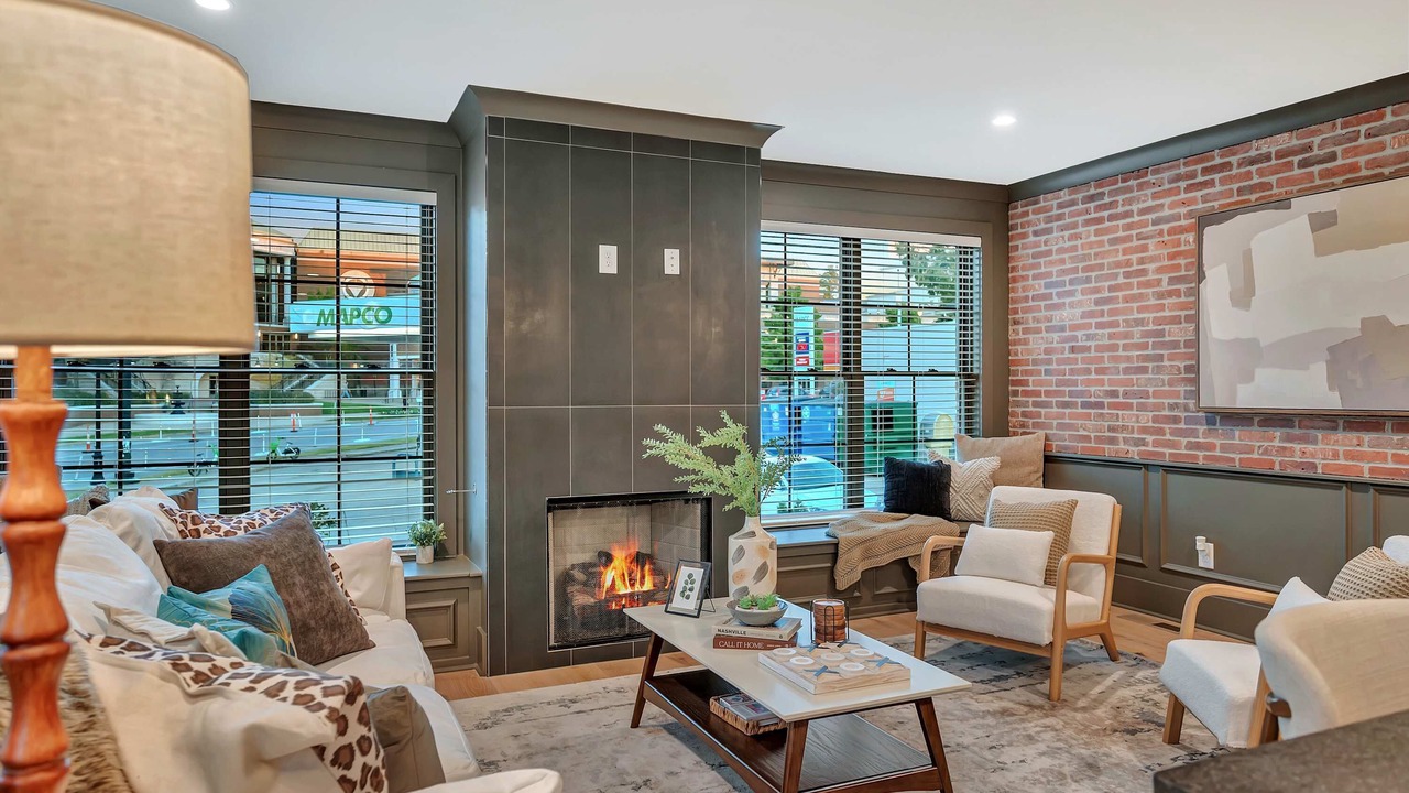 Photo of Livingroom in Hillsboro Village