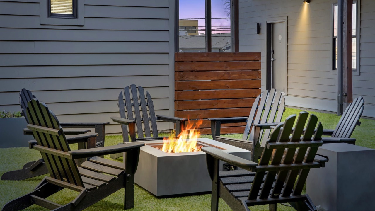 Photo of Outdoor in Hillsboro Village