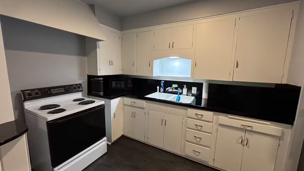 Photo of Kitchen in Turner Park