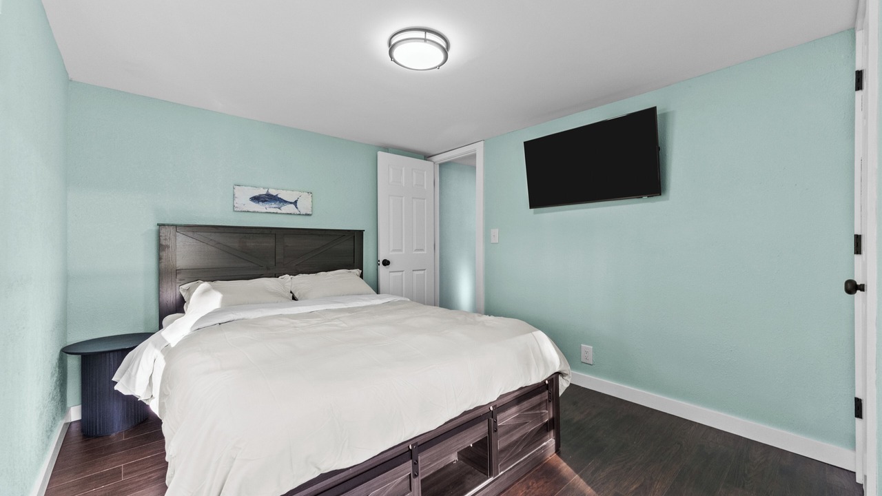 Photo of Bedroom in McCutcheon Field