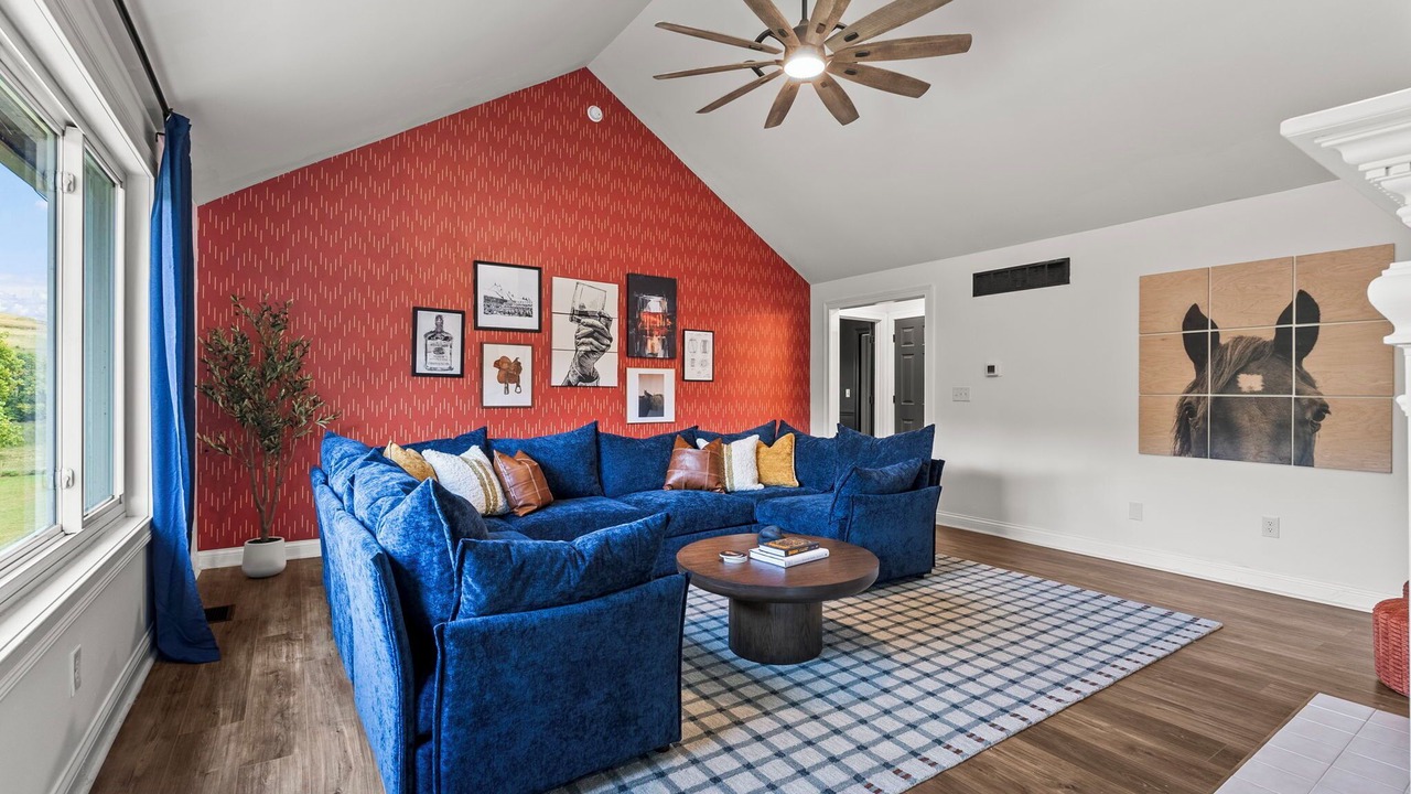 Photo of Livingroom in Waddy