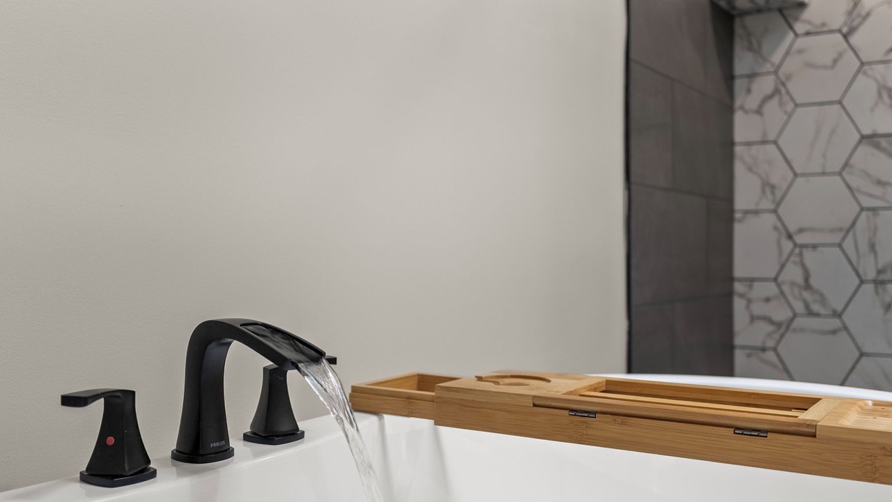Photo of Bathroom in Waddy