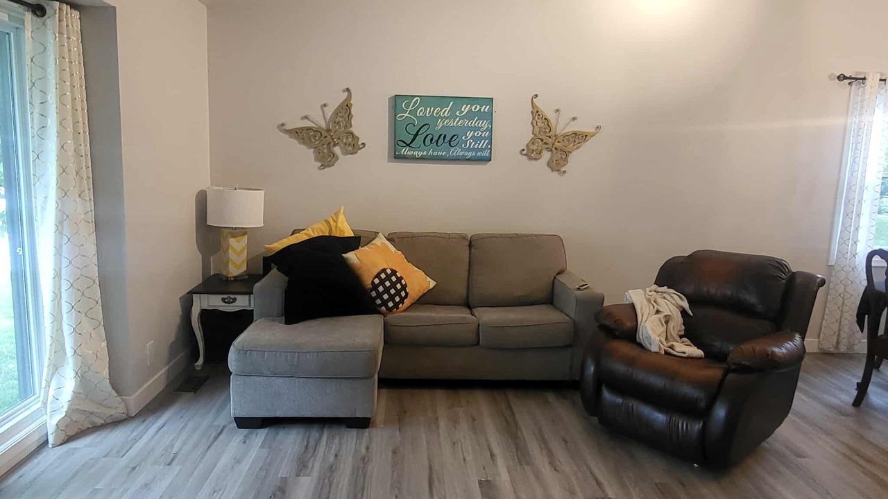 Photo of Livingroom in Omaha