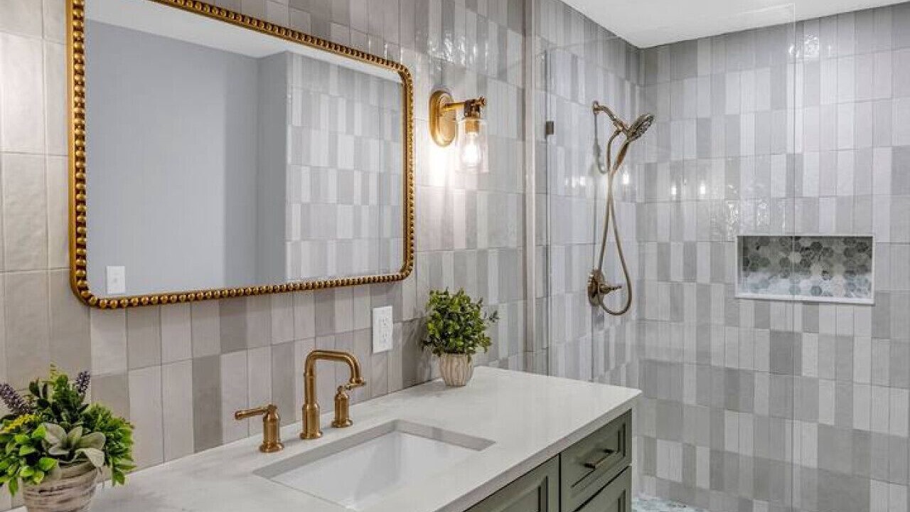 Photo of Bathroom in Old City