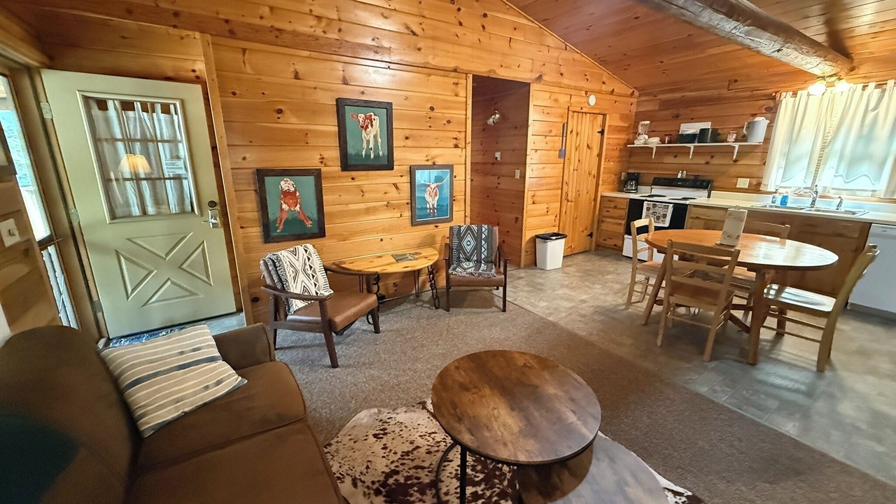 Photo of Livingroom in Shell Knob