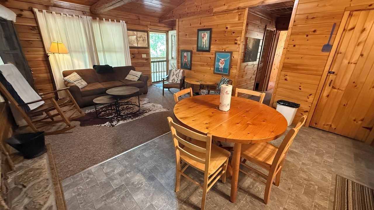 Photo of Livingroom in Shell Knob