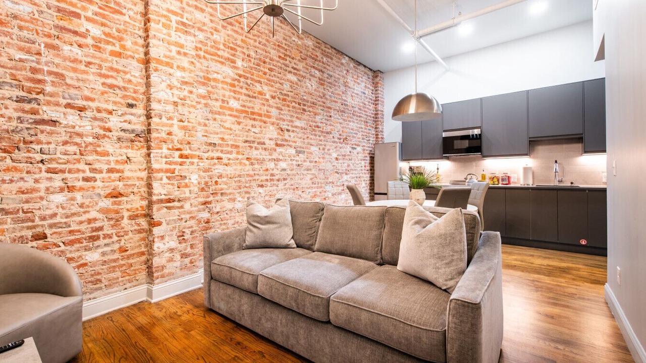 Photo of Livingroom in Downtown Louisville