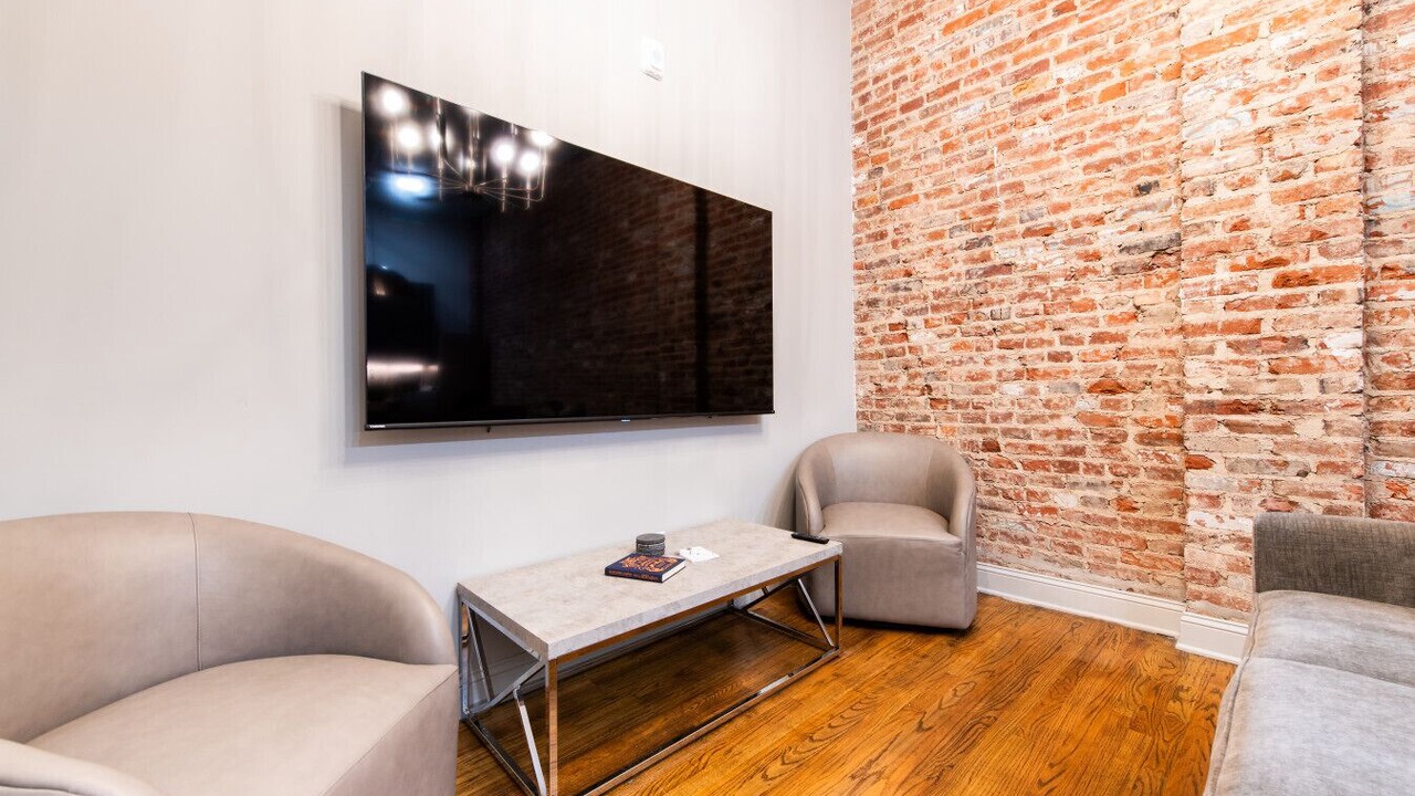 Photo of Livingroom in Downtown Louisville