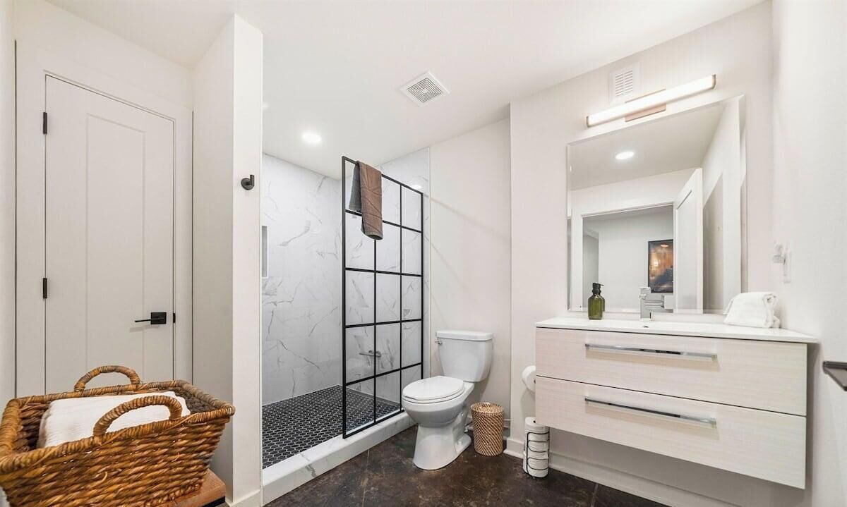 Photo of Bathroom in Mid America