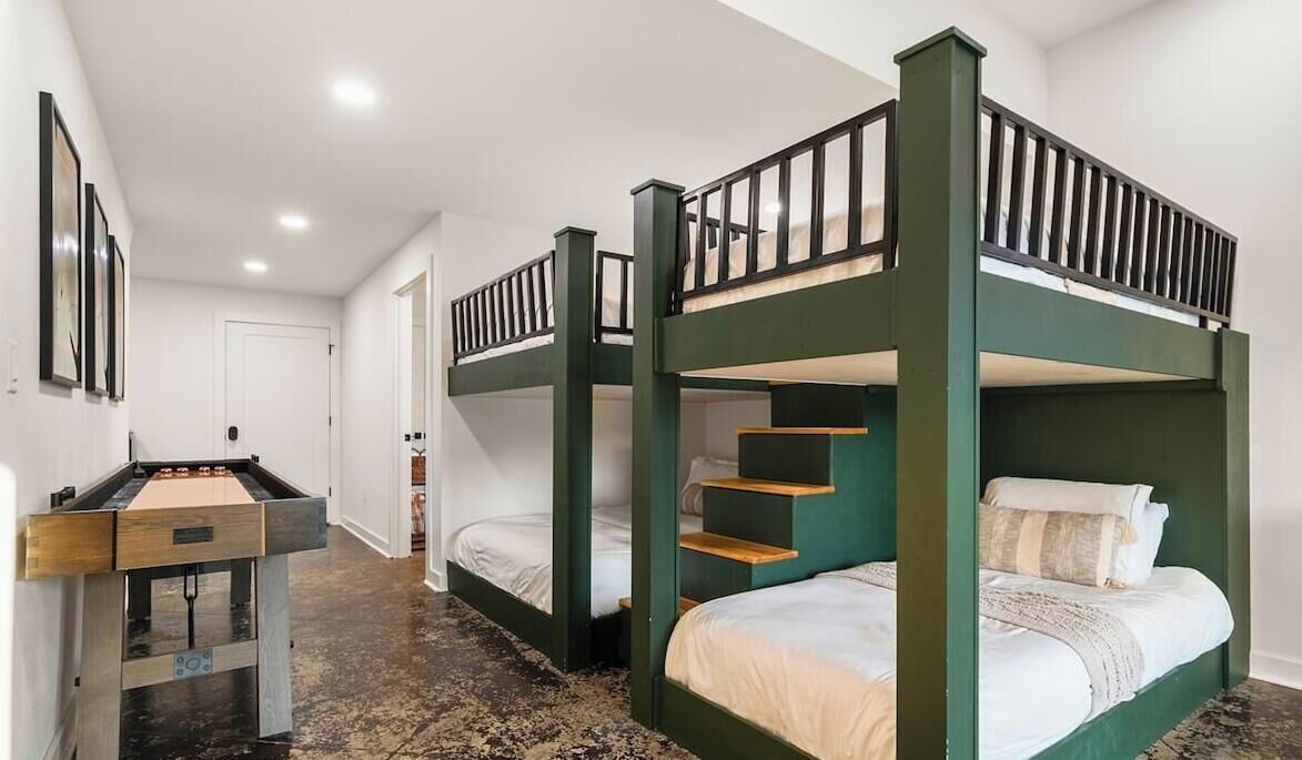 Photo of Bedroom in Mid America