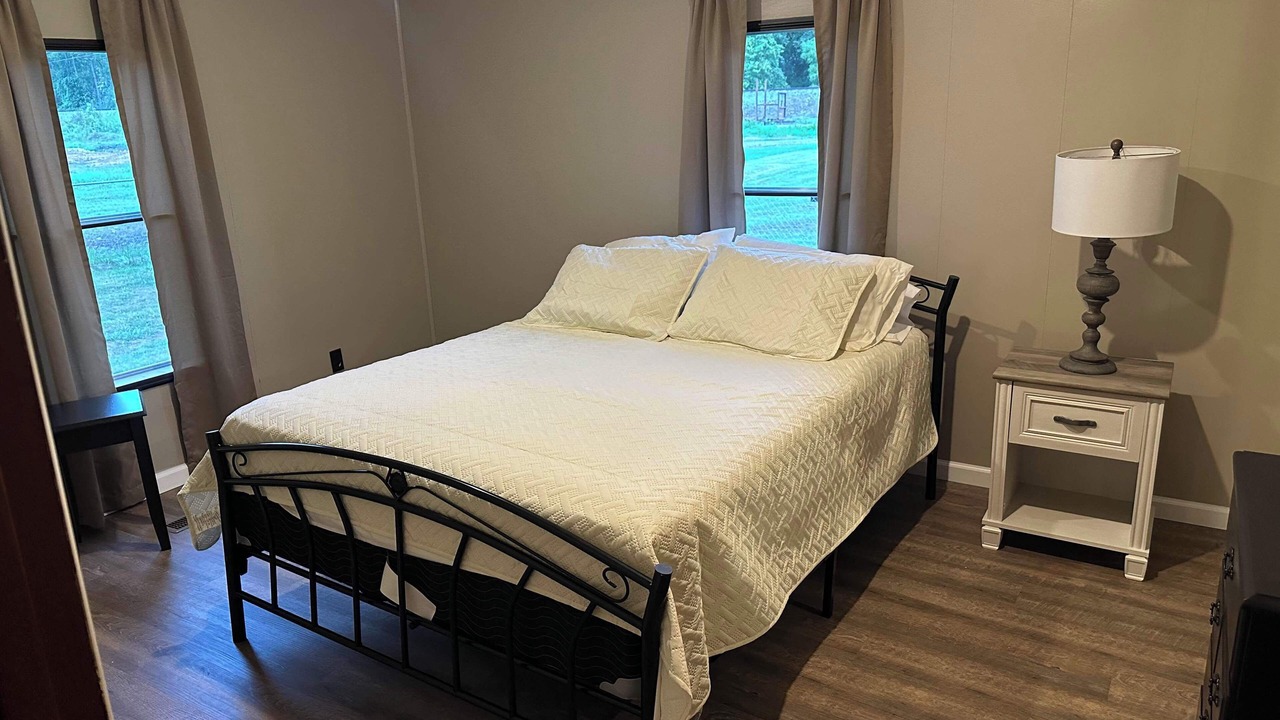 Photo of Bedroom in Cornettsville