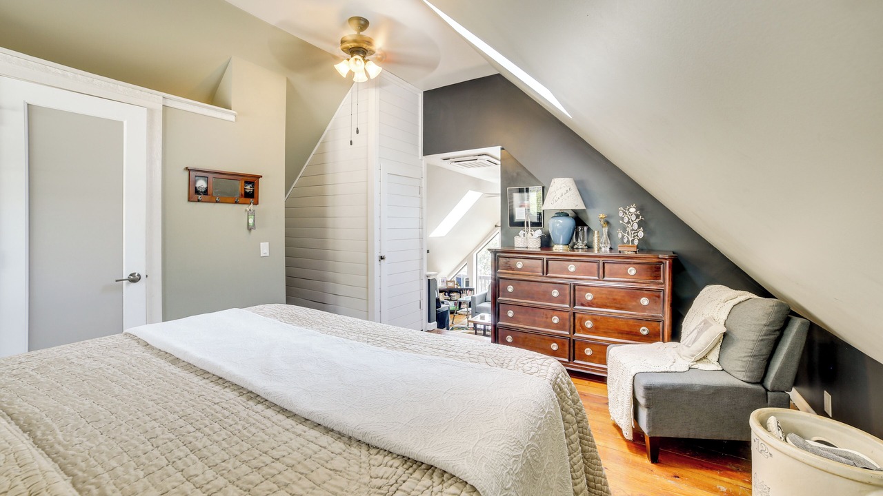 Photo of Bedroom in Shell Knob