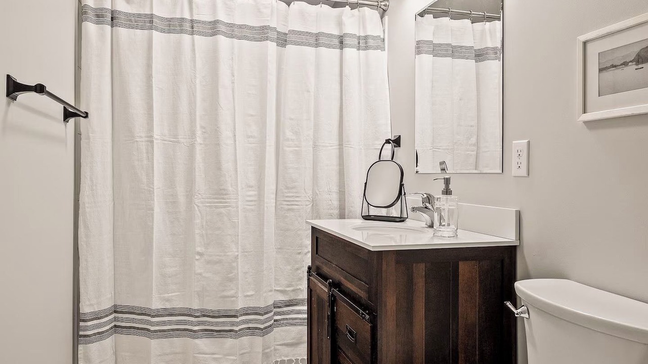 Photo of Bathroom in Buechel