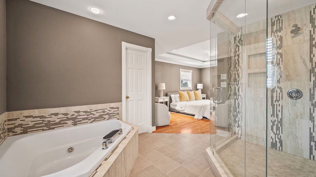 Photo of Bathroom in Buechel