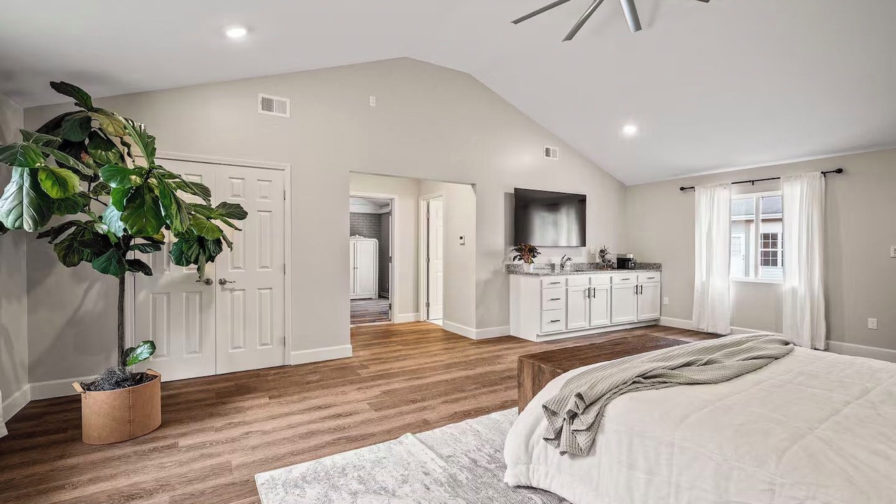 Photo of Bedroom in Buechel