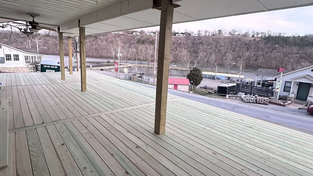 Photo of Patio Balcony in Rockaway Beach