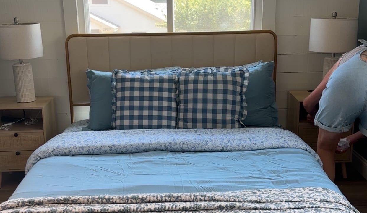 Photo of Bedroom in Rockaway Beach