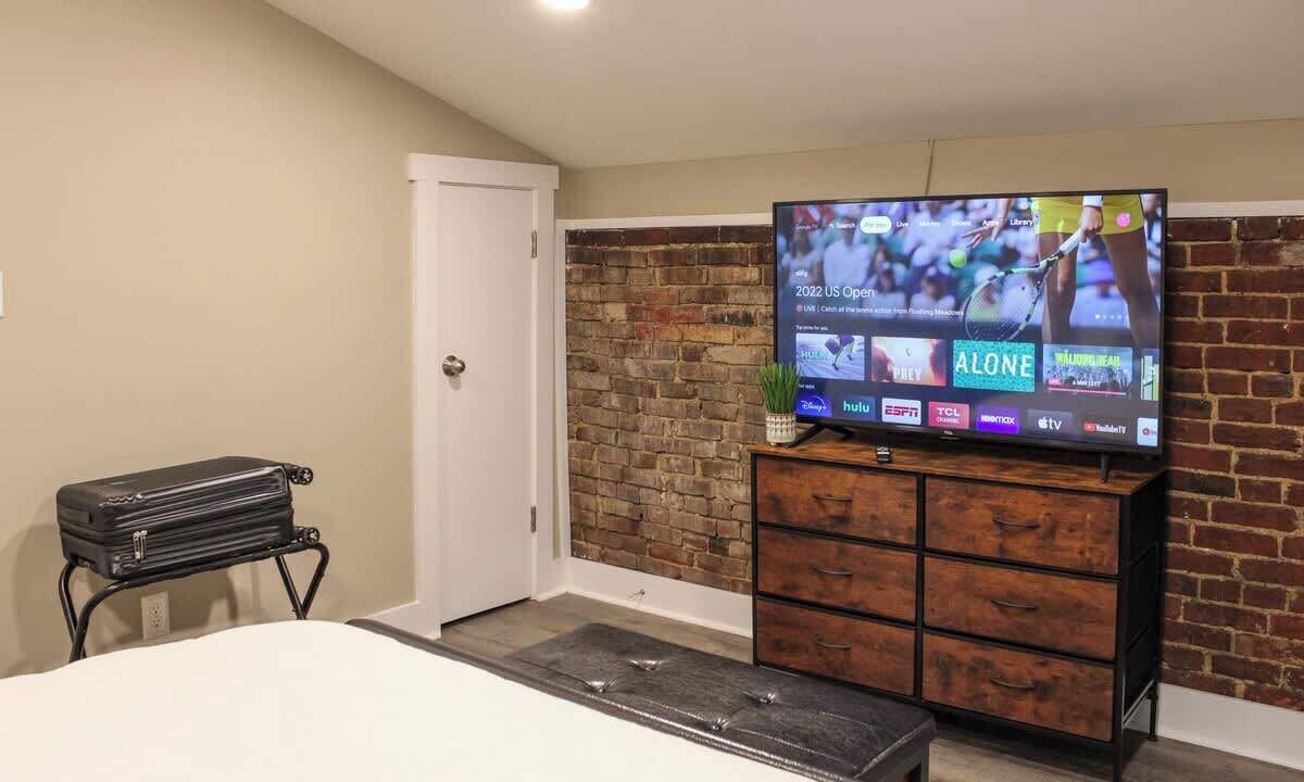 Photo of Bedroom in Butchertown