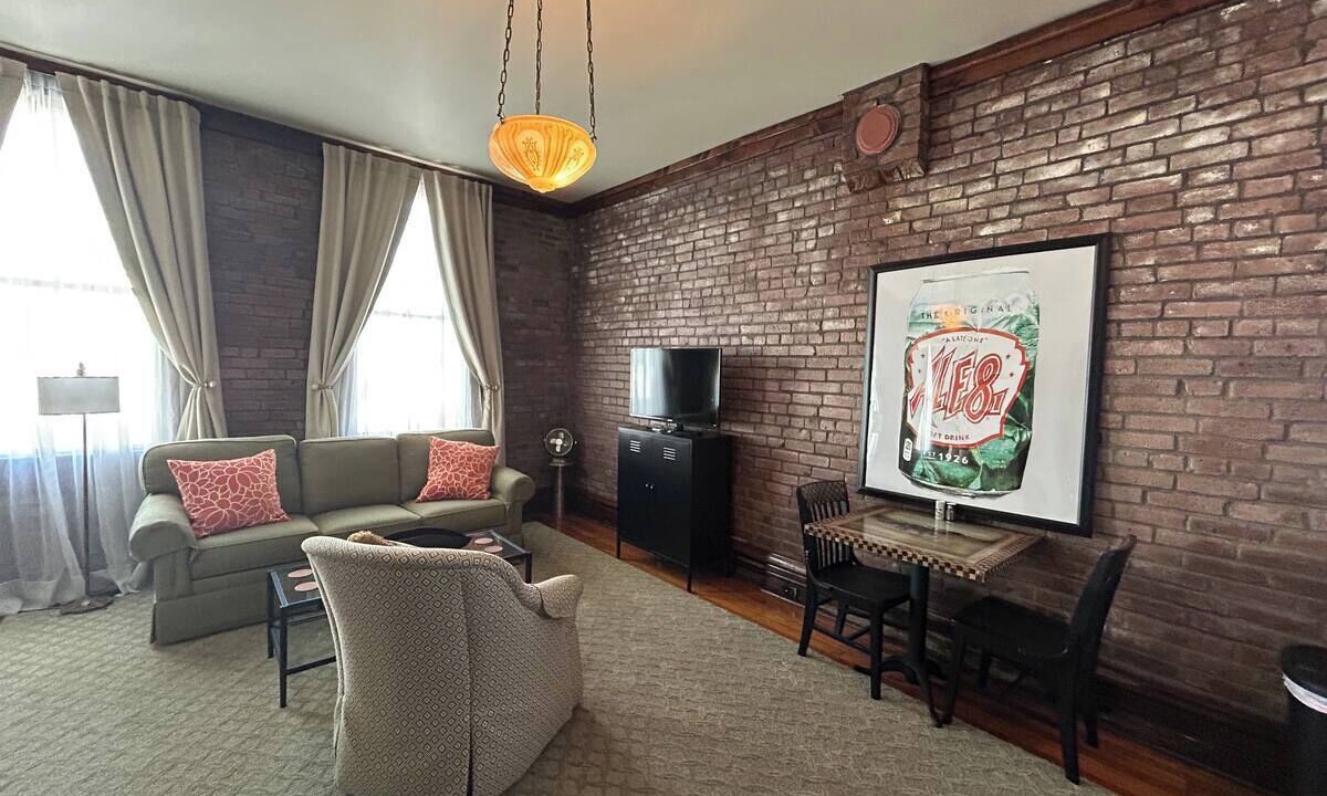 Photo of Livingroom in Lawrenceburg